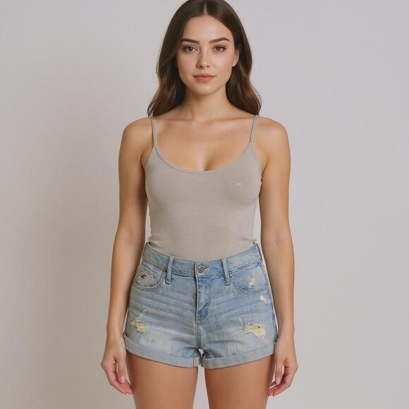 Hollister ✦ Distressed Denim Shorts ✦ Light Wash Folded Hem Cutoffs Sz 7 W28 Y2K - Picture 7 of 9
